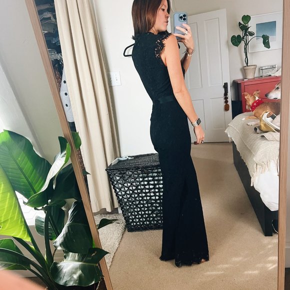 Rachel Zoe Reesa Scalloped Lace Jumpsuit, Black, 2 - Picture 9 of 12